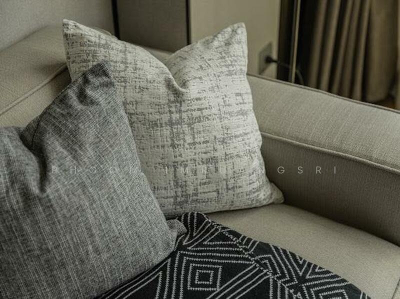 28 Chidlom, Bangkok, 28 Chit Lom Alley, Lumphini, Pathum Wan, Bangkok, 1 Bedroom, 44 sqm, Condo For Rent, by Phoom Imruangsri, 500132540 - DDproperty.com