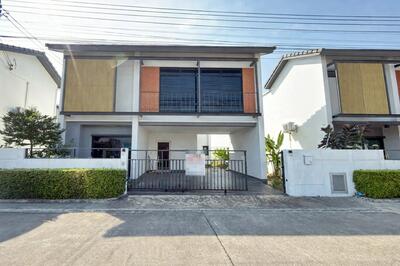 ขาย - The Embrace Chatuchot-Ramintra : ดิ เอ็มเบรส จตุโชติ-รามอินทรา, กรุงเทพ