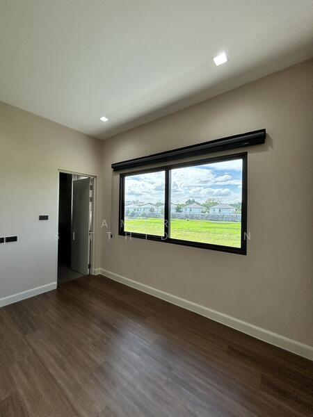 For Sale - Venue ID Motorway Rama 9, Bangkok