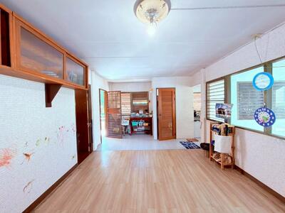 ขาย - บ้านเดี่ยว 49 ตรว.สุขุมวิท 49/14, กรุงเทพ