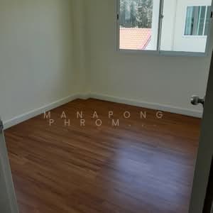 ขาย - ทาวน์เฮ้าส์ 3-ห้องนอน, กรุงเทพ