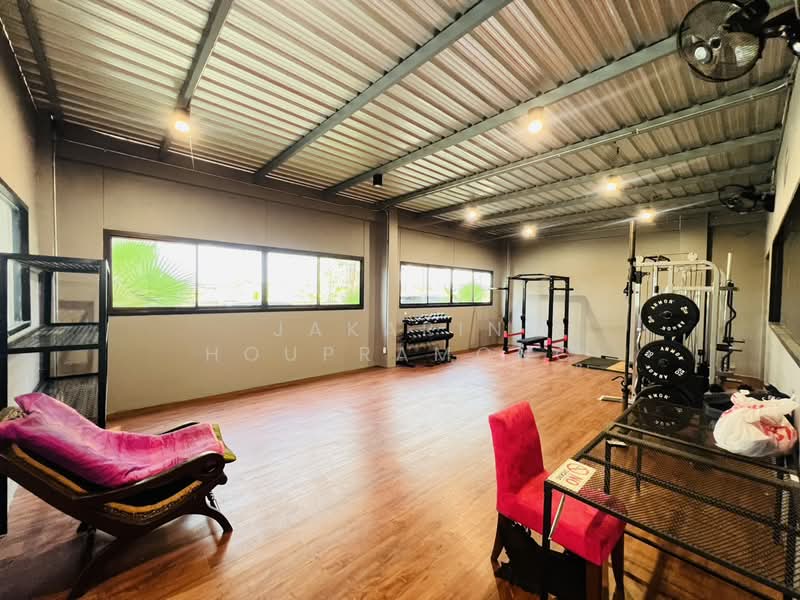 ให้เช่า - ให้เช่าโกดัง พัฒนาชนบท3 ลาดกระบัง กรุงเทพ 900 ตรม ใกล้สนามบินสุวรรณภูมิ15นาที, กรุงเทพ