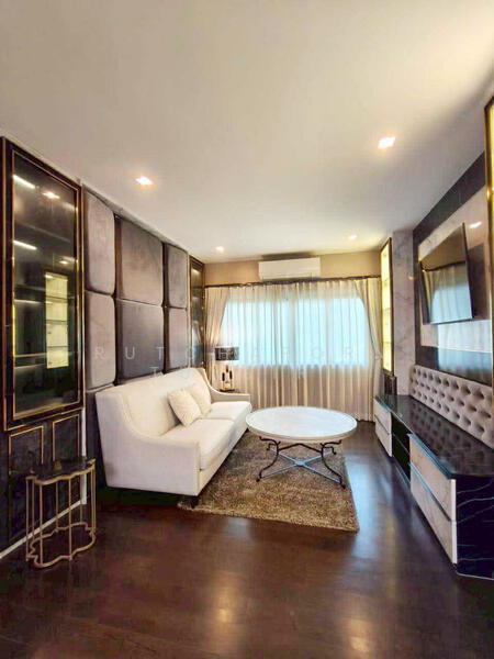 ให้เช่า - บ้านในโครงการ ให้เช่า – ใกล้มีโชคพลาซ่า เพียง 5 นาที ค่าเช่า 60,000 บาท / เดือน รหัสทรัพย์ : No.5H63, เชียงใหม่