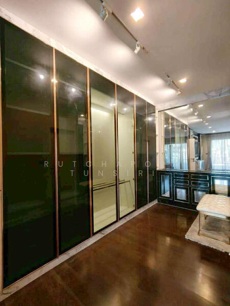 ให้เช่า - บ้านในโครงการ ให้เช่า – ใกล้มีโชคพลาซ่า เพียง 5 นาที ค่าเช่า 60,000 บาท / เดือน รหัสทรัพย์ : No.5H63, เชียงใหม่