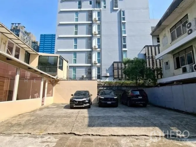 ให้เช่า - ให้เช่าพื้นที่ค้าปลีก 200 ตร.ม. คลองตันเหนือ วัฒนา ใกล้BTS เอกมัย HRE00167, กรุงเทพ