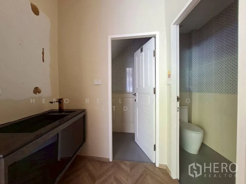 ให้เช่า - ให้เช่าพื้นที่ค้าปลีก 200 ตร.ม. คลองตันเหนือ วัฒนา ใกล้BTS เอกมัย HRE00167, กรุงเทพ