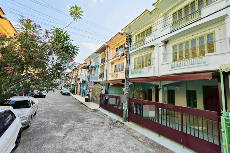 For Sale - Baan Saranon Pak Kret, Nonthaburi