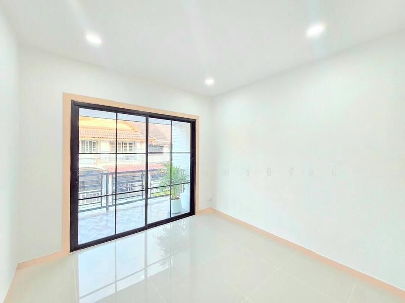 ขาย - บ้านพฤกษา 3 ซ.วัดลาดปลาดุก : Baan Pruksa 3 Soi Watlatpladuk, นนทบุรี