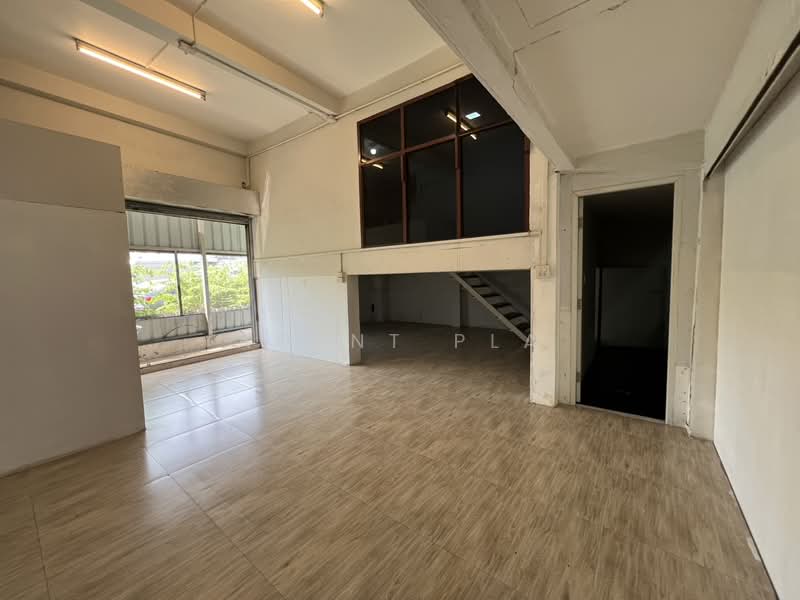 Commercial Building for Rent – 2 Storeys near BTS Samrong (SPSAD3793), Samut Prakan, Samrong Nua, Muang Samut Prakarn, Samut Prakan, , 256 sqm, Shophouse For Rent, by Agent Pla, 500133592 - DDproperty.com