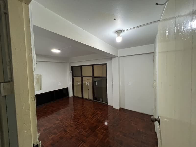 อาคารพาณิชย์ ให้เช่า 2 ชั้น ใกล้ บีทีเอสสำโรง (SPSAD3793), สมุทรปราการ, สำโรงเหนือ, เมืองสมุทรปราการ, สมุทรปราการ, 256 ตร.ม., ตึกแถว-อาคารพาณิชย์ ให้เช่า, โดย Agent Pla, 500133592 - DDproperty.com