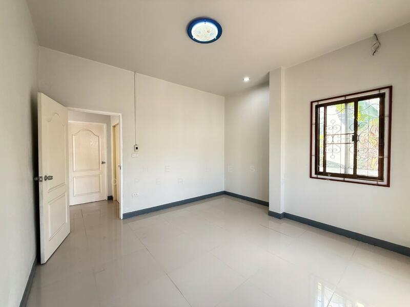 For Sale - หมู่บ้านอยู่สบาย พานทอง ชลบุรี, Chon Buri (Pattaya)