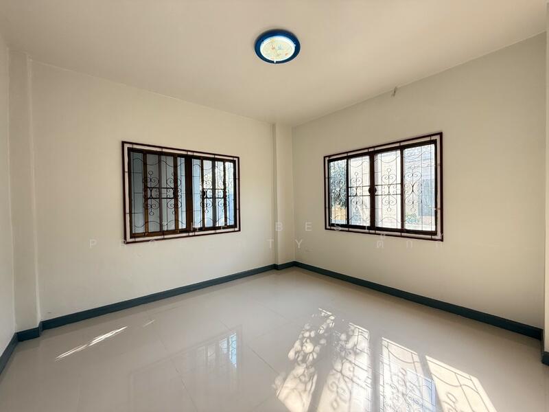 For Sale - หมู่บ้านอยู่สบาย พานทอง ชลบุรี, Chon Buri (Pattaya)