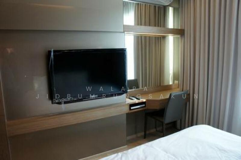 Siri At Sukhumvit, Bangkok, 902 Sukhumvit Road, Phra Kanong, Khlong Toei, Bangkok, 2 Bedrooms, 70 sqm, Condo For Rent, by Walapa Jidbumrungsakun, 500133856 - DDproperty.com