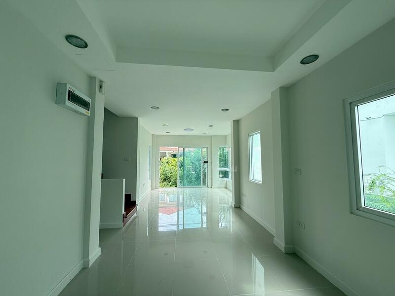 For Sale - บ้านลภาวัน 21, Nonthaburi