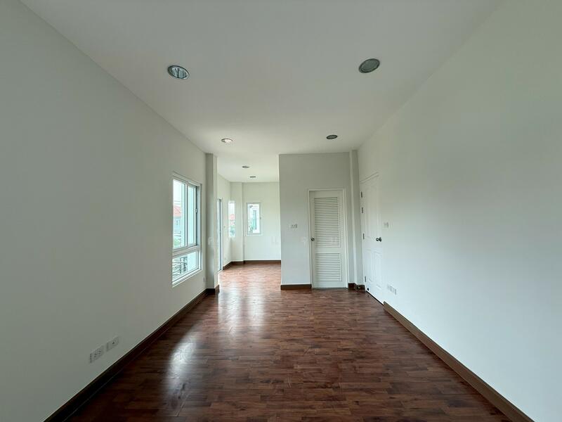 For Sale - บ้านลภาวัน 21, Nonthaburi