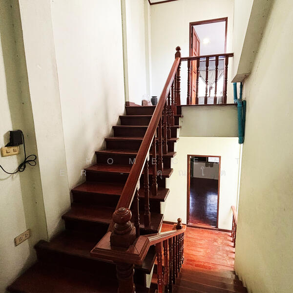 ขาย - ทาวน์เฮ้าส์3.5ชั้น 29ตรว. ซ.กรุงเทพ-นนทบุรี39, กรุงเทพ