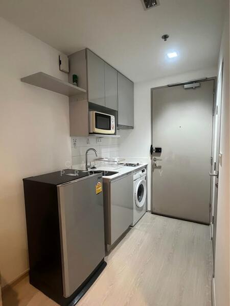 ให้เช่า - IDEO Mobi Sathorn : ไอดีโอ โมบิ สาทร, กรุงเทพ