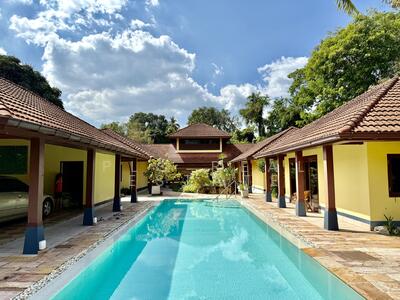 ขาย - ขายบ้านเดี่ยวส่วนตัวในบางเสร่, ชลบุรี