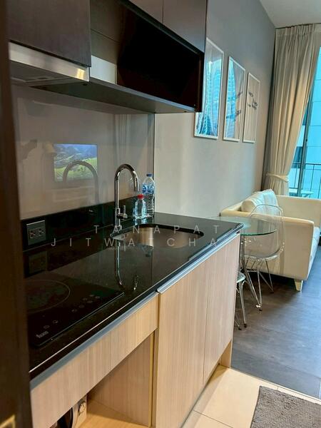 The Edge Sukhumvit 23, Bangkok, 6 Soi Sukhumvit 23, Khlongtoei Nua, Watthana, Bangkok, 1 Bedroom, 30 sqm, Condo For Rent, by Tanapat Jitwatcharakomol, 500133976 - DDproperty.com
