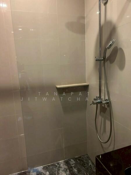 The Edge Sukhumvit 23, Bangkok, 6 Soi Sukhumvit 23, Khlongtoei Nua, Watthana, Bangkok, 1 Bedroom, 30 sqm, Condo For Rent, by Tanapat Jitwatcharakomol, 500133976 - DDproperty.com
