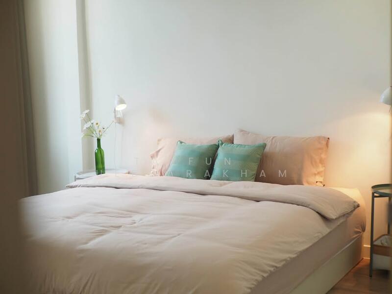 ให้เช่า - ทาวน์เฮ้าส์ 2-ห้องนอน, กรุงเทพ