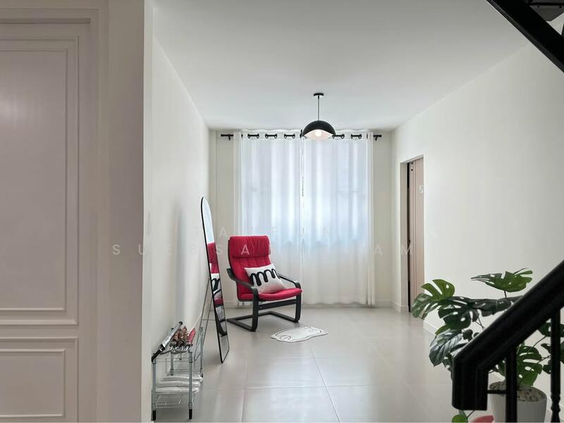 For Rent - 2-BR Townhouse, Bangkok