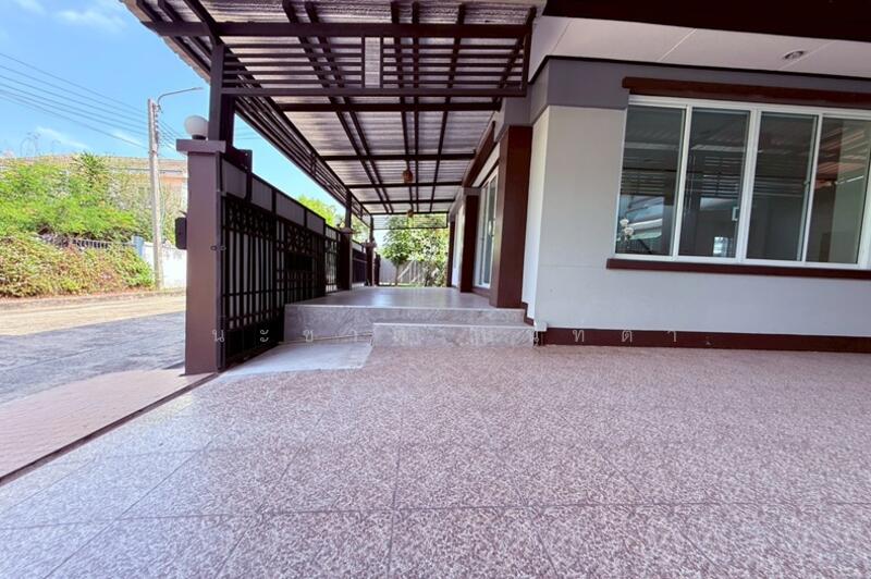 For Sale - Chaiyaphruek Soi Wat Lat Pladuk, Nonthaburi