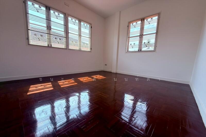 For Sale - Chaiyaphruek Soi Wat Lat Pladuk, Nonthaburi