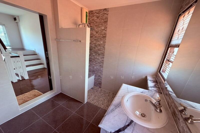 For Sale - Chaiyaphruek Soi Wat Lat Pladuk, Nonthaburi