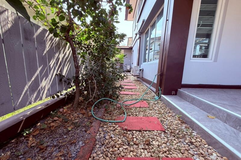 ขาย - Chaiyaphruek Soi Wat Lat Pladuk : ชัยพฤกษ์ ซอยวัดลาดปลาดุก, นนทบุรี