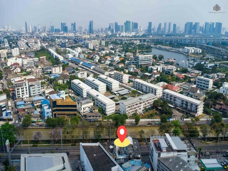 For Sale - ขายอาคารพาณิชย์ 2 คูหา (ตึกแถว) ติดถนนประชาชื่น | โซนบางโพ–บางซ่อน–เตาปูน, Bangkok