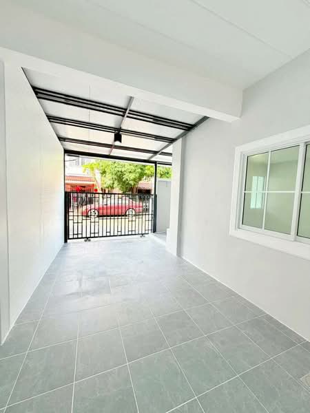 บ้านสวย ห่างถนนราชพฤกษ์เพียง 500 เมตร หมู่บ้านริมสวน ธนานนท์ 1 ท่าอิฐ ใกล้ MRT บางรักน้อย ท่าอิฐ, Nonthaburi, ท่าอิฐ, Bang Rak Noi, Muang Nonthaburi, Nonthaburi, 3 Bedrooms, 110 sqm, Townhouse For Sale, by บุษบากร (เจี๊ยบ), 500134508 - DDproperty.com