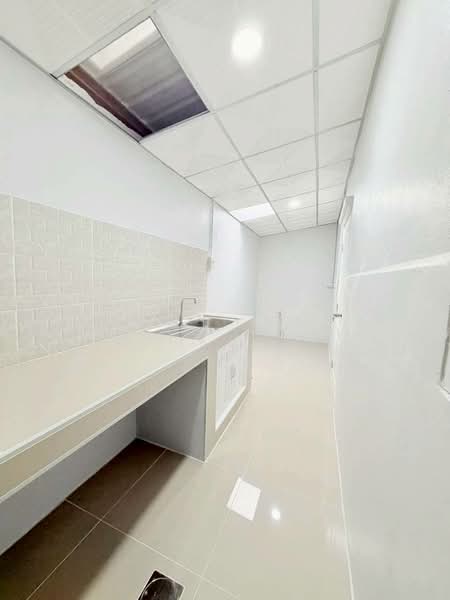 บ้านสวย ห่างถนนราชพฤกษ์เพียง 500 เมตร หมู่บ้านริมสวน ธนานนท์ 1 ท่าอิฐ ใกล้ MRT บางรักน้อย ท่าอิฐ, นนทบุรี, ท่าอิฐ, บางรักน้อย, เมืองนนทบุรี, นนทบุรี, 110 ตร.ม., ทาวน์เฮ้าส์ ขาย, โดย บุษบากร (เจี๊ยบ), 500134508 - DDproperty.com