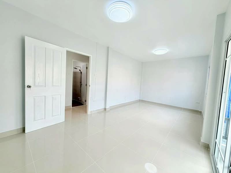 บ้านสวย ห่างถนนราชพฤกษ์เพียง 500 เมตร หมู่บ้านริมสวน ธนานนท์ 1 ท่าอิฐ ใกล้ MRT บางรักน้อย ท่าอิฐ, นนทบุรี, ท่าอิฐ, บางรักน้อย, เมืองนนทบุรี, นนทบุรี, 110 ตร.ม., ทาวน์เฮ้าส์ ขาย, โดย บุษบากร (เจี๊ยบ), 500134508 - DDproperty.com