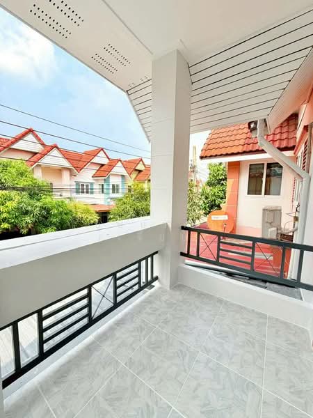 บ้านสวย ห่างถนนราชพฤกษ์เพียง 500 เมตร หมู่บ้านริมสวน ธนานนท์ 1 ท่าอิฐ ใกล้ MRT บางรักน้อย ท่าอิฐ, นนทบุรี, ท่าอิฐ, บางรักน้อย, เมืองนนทบุรี, นนทบุรี, 110 ตร.ม., ทาวน์เฮ้าส์ ขาย, โดย บุษบากร (เจี๊ยบ), 500134508 - DDproperty.com