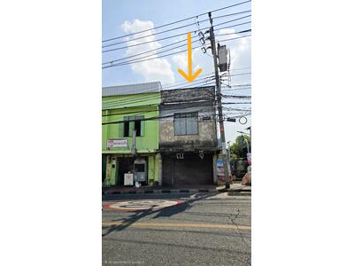 ขาย - ทำเลดีเยี่ยม! ราคาดีเวอร์! หายากโคตร! ขาย ตึกแถว 2 ชั้น 12 ตารางวา ติดถนน เทอดไท ห่างจากตลาดพลูเพียง, กรุงเทพ