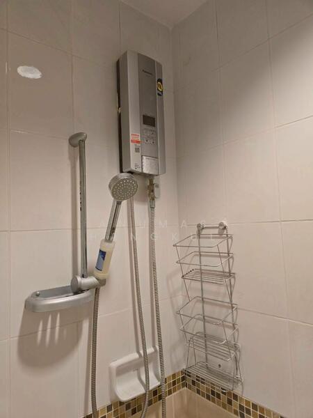 Baan Klang Muang Sathorn-Taksin 2 : บ้านกลางเมือง สาทร-ตากสิน 2, กรุงเทพ, ถนนกัลปพฤกษ์, บางค้อ, จอมทอง, กรุงเทพ, 180 ตร.ม., ทาวน์เฮ้าส์ ขาย, โดย Anumas Hangkul, 500135121 - DDproperty.com