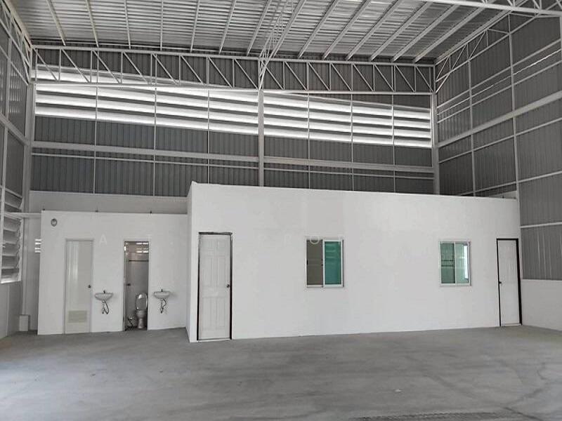 For Sale - โกดังสร้างใหม่ ชลบุรี นาป่า, Chon Buri (Pattaya)