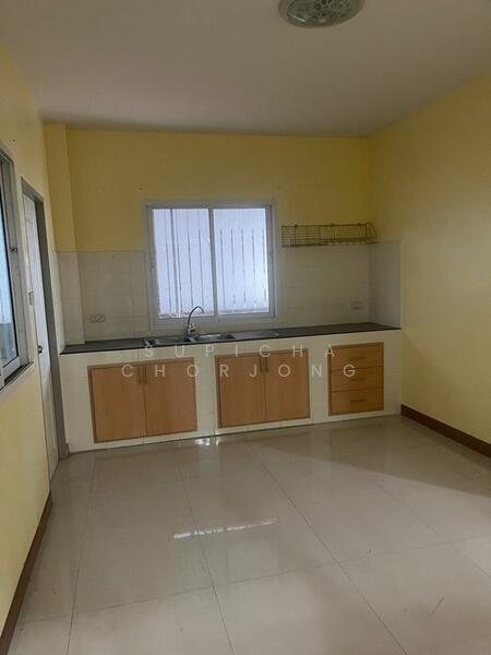 For Sale - 3-BR House, Chon Buri (Pattaya)