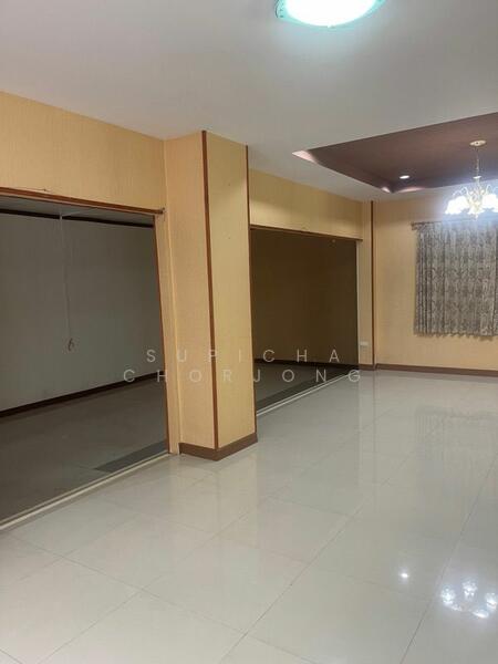 ขาย - บ้าน 3-ห้องนอน, ชลบุรี