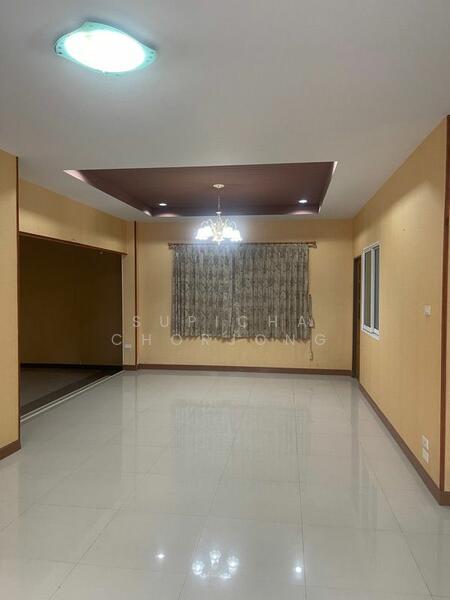 For Sale - 3-BR House, Chon Buri (Pattaya)