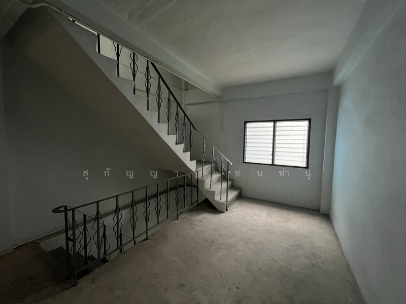 ตึกแถวหลังมุม ใกล้ถนนพระราม 2 | โครงการมั่งมีศรีสุข ปากซอยพันท้ายนรสิงห์, สมุทรสาคร, พระราม 2, พันท้ายนรสิงห์, เมืองสมุทรสาคร, สมุทรสาคร, 336 ตร.ม., ตึกแถว-อาคารพาณิชย์ ขาย, โดย สุกัญญา แทนทำนุ, 500135274 - DDproperty.com