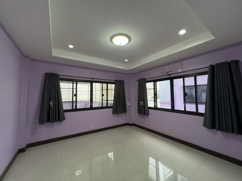 ตึกแถว/อาคารพาณิชย์ โครงการมั่งมีศรีสุข - ปากซอยพันท้ายนรสิงห์, Samut Sakhon, พระราม 2, Phanthai Norasing, Muang Samut Sakhon, Samut Sakhon, , 784 sqm, Shophouse For Sale, by Sugunya Tantumnu, 500135505 - DDproperty.com