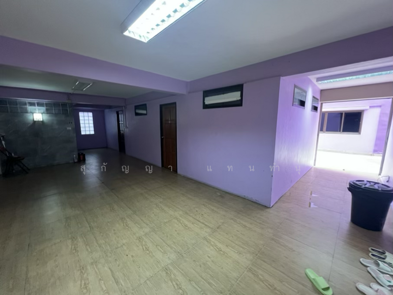 ตึกแถว/อาคารพาณิชย์ โครงการมั่งมีศรีสุข - ปากซอยพันท้ายนรสิงห์, สมุทรสาคร, พระราม 2, พันท้ายนรสิงห์, เมืองสมุทรสาคร, สมุทรสาคร, 784 ตร.ม., ตึกแถว-อาคารพาณิชย์ ขาย, โดย สุกัญญา แทนทำนุ, 500135505 - DDproperty.com