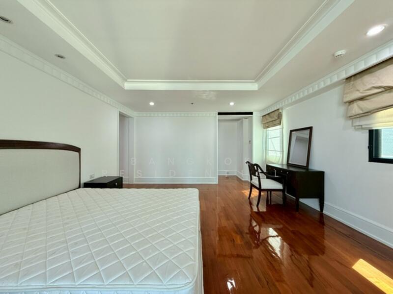 Insaf Tower, Bangkok, 26 Soi Sukhumvit 13, Bang Bon, Bang Bon, Bangkok, 3 Bedrooms, 234 sqm, Apartment For Rent, by Bangkok Residential, 500135544 - DDproperty.com