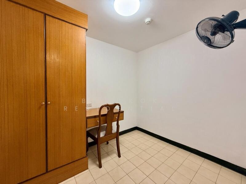 Insaf Tower, Bangkok, 26 Soi Sukhumvit 13, Bang Bon, Bang Bon, Bangkok, 3 Bedrooms, 234 sqm, Apartment For Rent, by Bangkok Residential, 500135544 - DDproperty.com