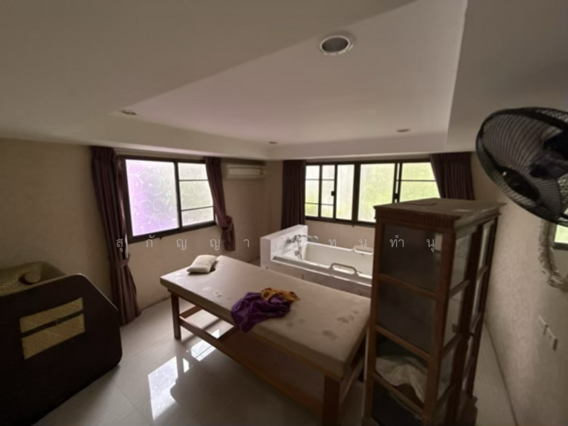 ตึกแถว/อาคารพาณิชย์ โครงการมั่งมีศรีสุข - ปากซอยพันท้ายนรสิงห์, สมุทรสาคร, พระราม 2, พันท้ายนรสิงห์, เมืองสมุทรสาคร, สมุทรสาคร, 784 ตร.ม., ตึกแถว-อาคารพาณิชย์ ขาย, โดย สุกัญญา แทนทำนุ, 500135587 - DDproperty.com