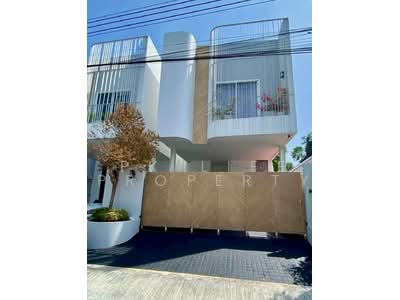 ขาย - 10S0111 Pool villa for sale 8,900,000 baht 3 bedroom 3 bathroom at Muang have fully furnished, ภูเก็ต