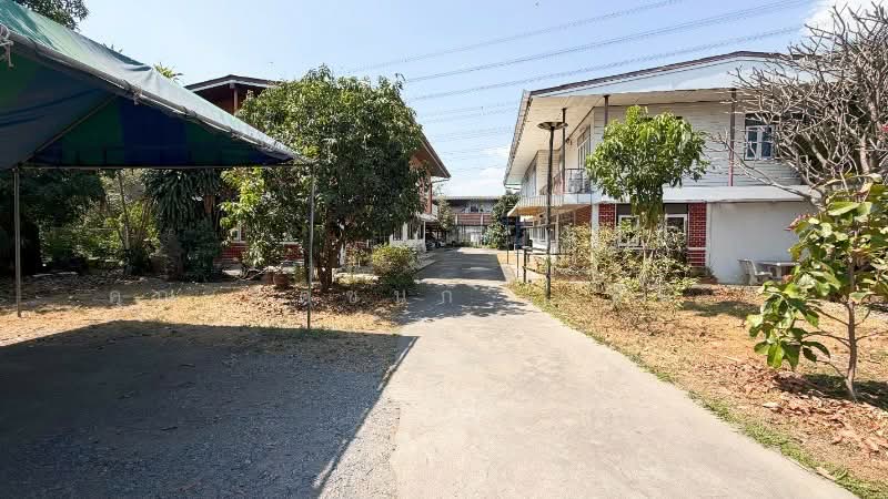 ขาย - ที่ดินเปล่า พร้อมสิ่งปลูกสร้าง 1 ไร่ ถนนเลียบคลองประปา ฝั่งแจ้งวัฒนะ ทำเลดี, นนทบุรี