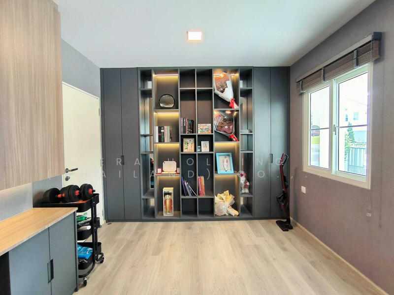 Villaggio Srinakarin-Bangna, Samut Prakan, Buanakarin Road, Bang Kaeo, Bang Plee, Samut Prakan, 3 Bedrooms, 197 sqm, Single Detached House For Sale, by ERA Holding (Thailand) Co., Ltd., 500135746 - DDproperty.com